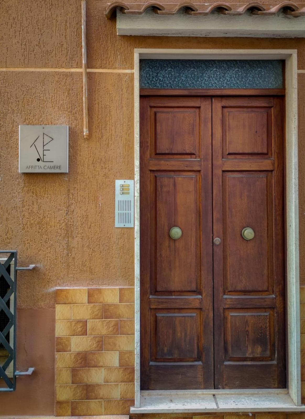 Petite Etoile Hotel SantʼAgata di Militello Exterior foto